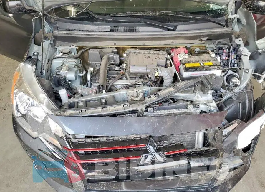 ML32AWHJ4RH036619 Photo# 11