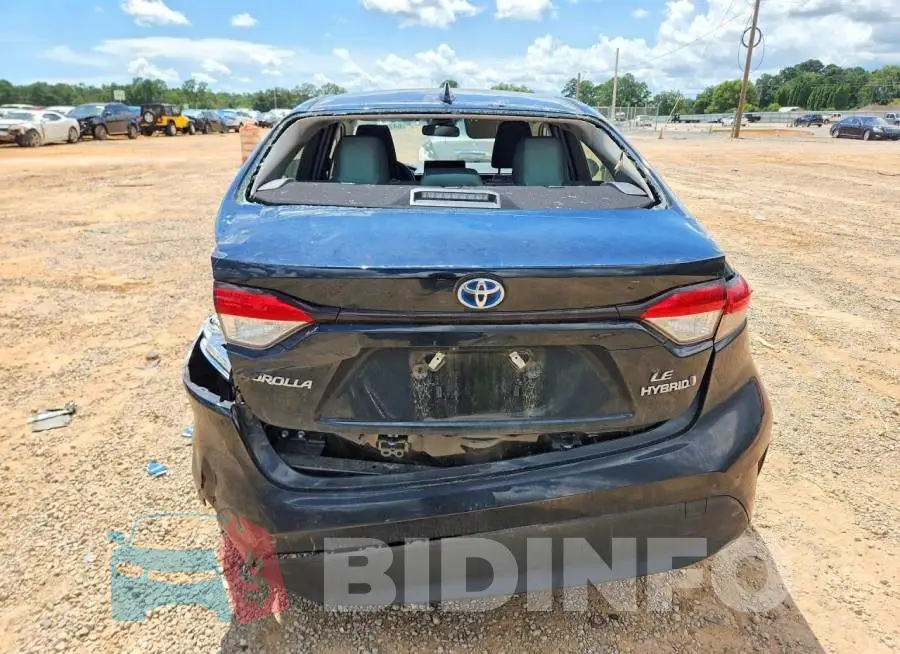 JTDBCMFE5R3053427 Photo# 6