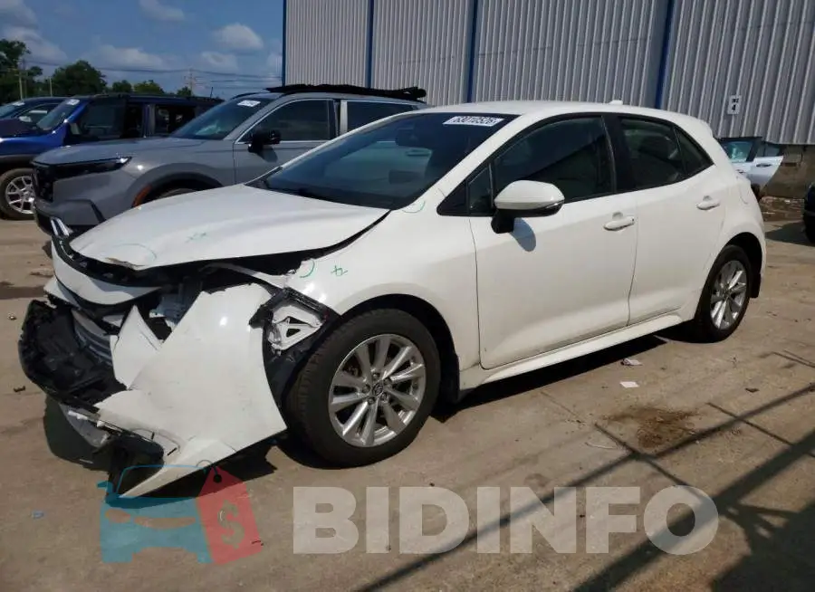 JTND4MBE4R3228807 Photo# 1