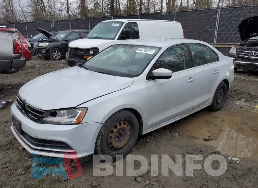 3VW2B7AJ0HM388646 Photo# 1