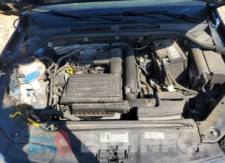 3VW2B7AJ9JM210773 Photo# 11