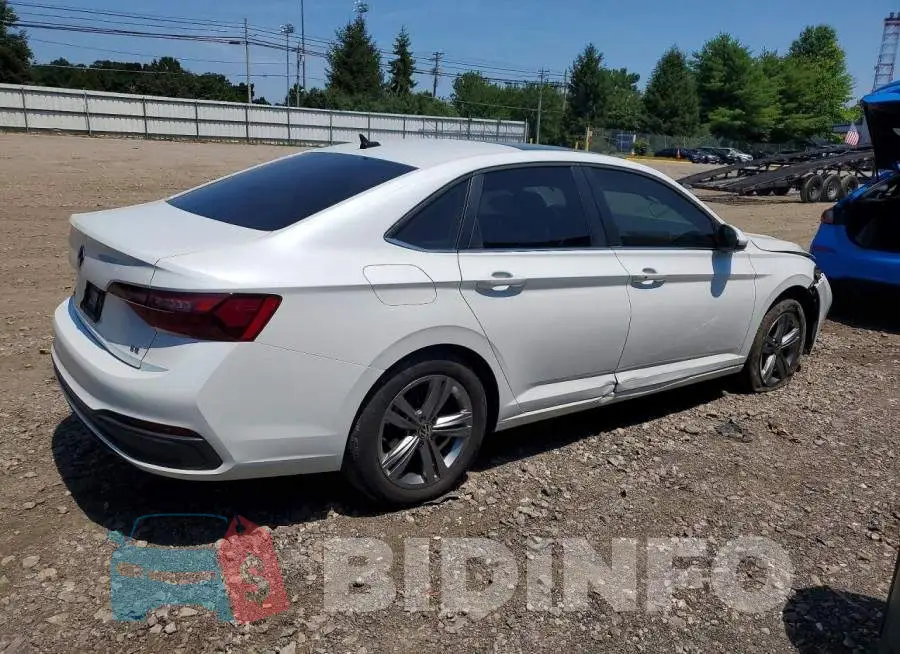 3VW7M7BU6RM077068 Photo# 3