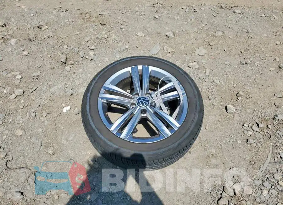 3VW7M7BU6RM077068 Photo# 12