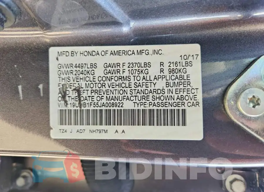 19UUB1F55JA008922 Photo# 12
