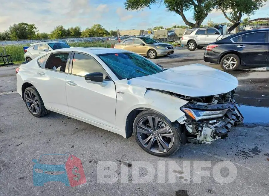19UUB5F55NA003667 Photo# 4