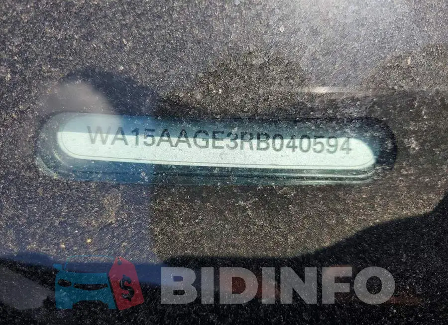 WA15AAGE3RB040594 Photo# 13