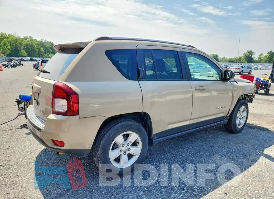 1C4NJCBA7HD189468 Photo# 3