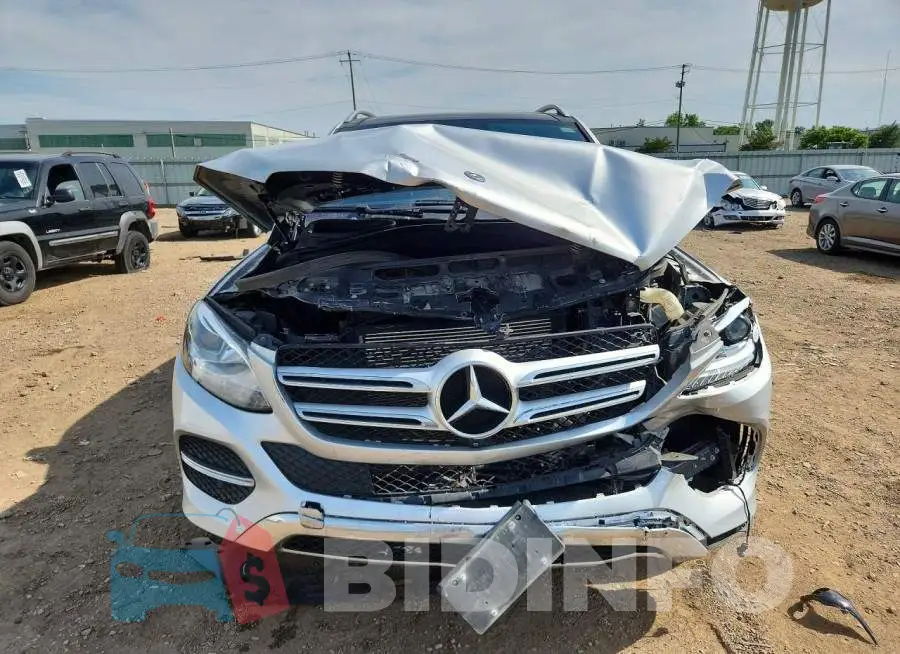 4JGDA5HB0JB146286 Photo# 5