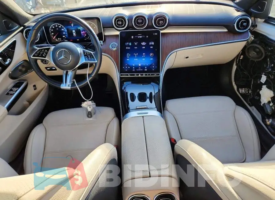 W1KAF4GB6PR153561 Photo# 8