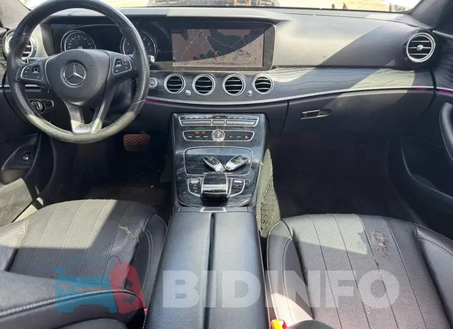 WDDZF4KB8HA244034 Photo# 9