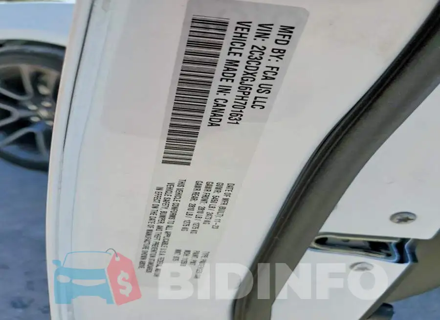 2C3CDXGJ6PH701631 Photo# 13