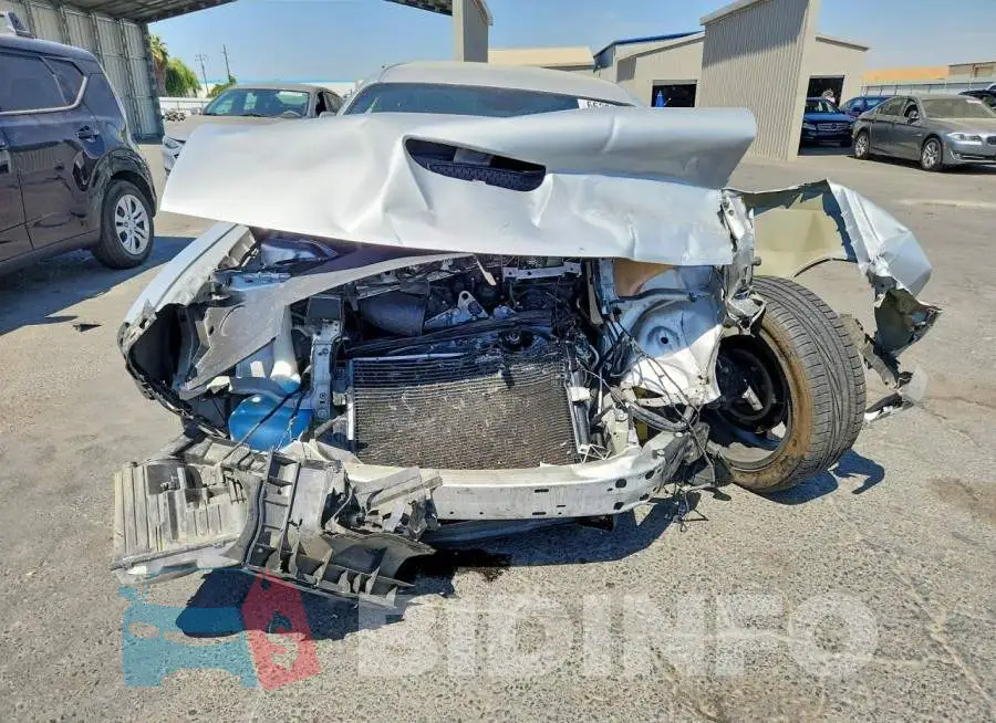 2C3CDZJG4PH652860 Photo# 5