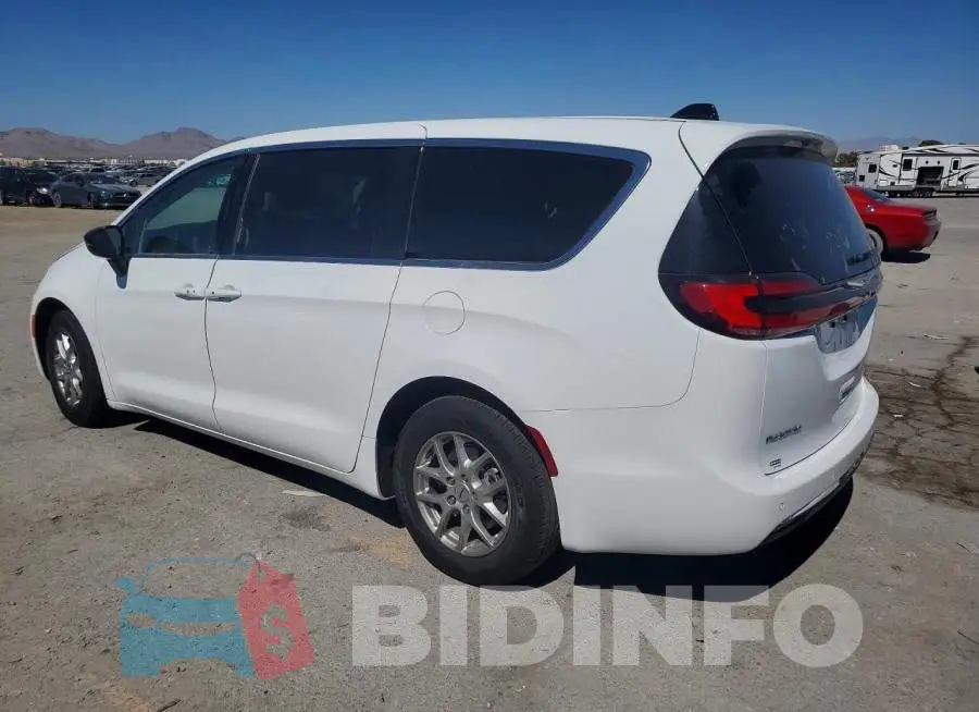 2C4RC1BG6RR149062 Photo# 2