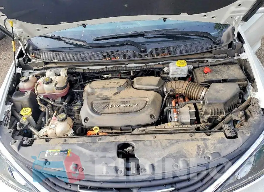 2C4RC1N7XJR229819 Photo# 12