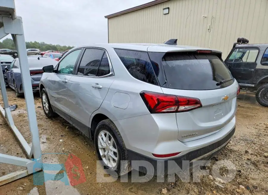 2GNAXTEV4N6144856 Photo# 2