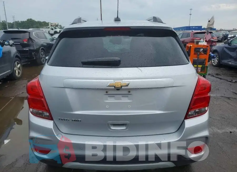 KL7CJPSM5MB368717 Photo# 6