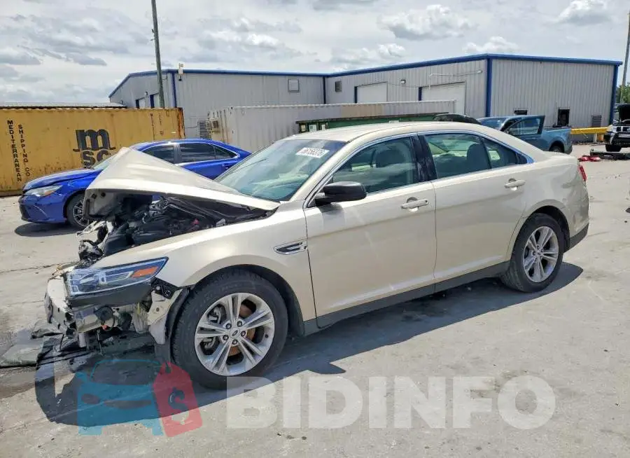 1FAHP2D8XJG102916 Photo# 1