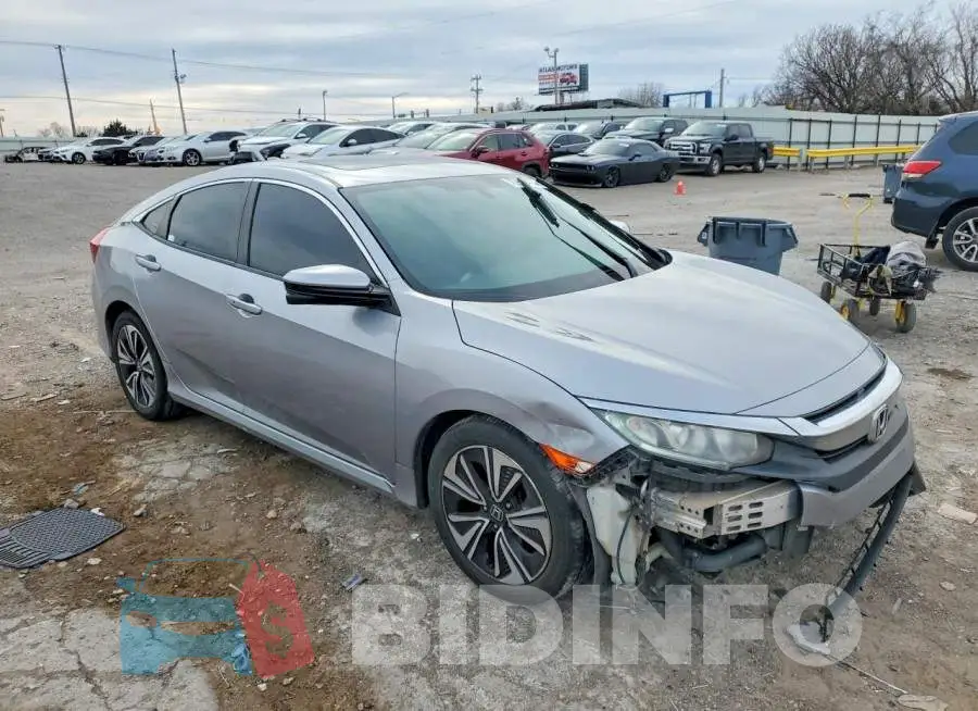 19XFC1F72HE021690 Photo# 4