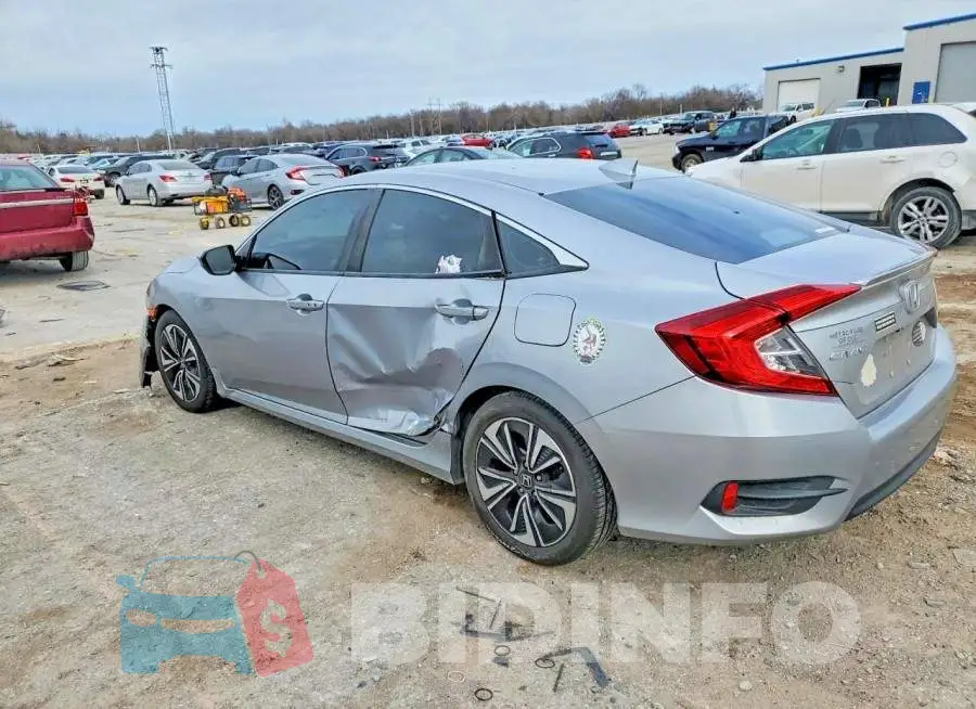 19XFC1F72HE021690 Photo# 2