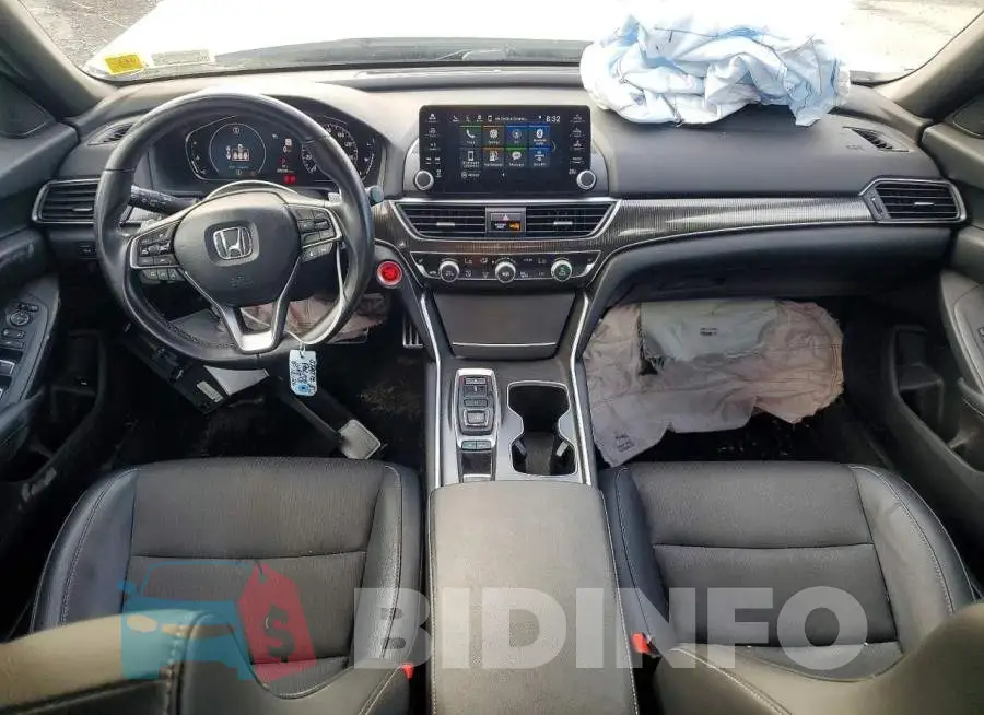 1HGCV2F37MA030626 Photo# 8