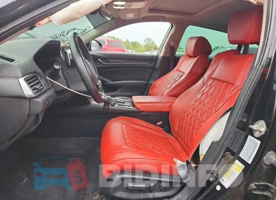 1HGCV2F60JA042817 Photo# 7