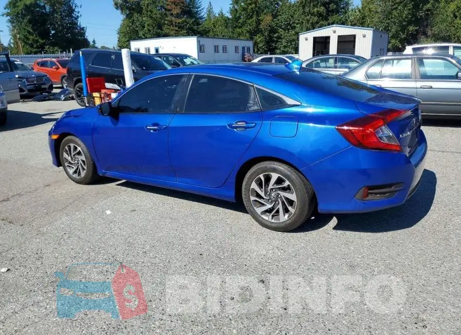 2HGFC2F73HH571136 Photo# 2