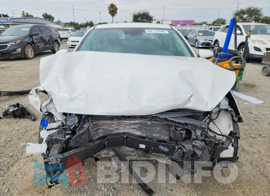 3KPF24AD0RE824159 Photo# 5