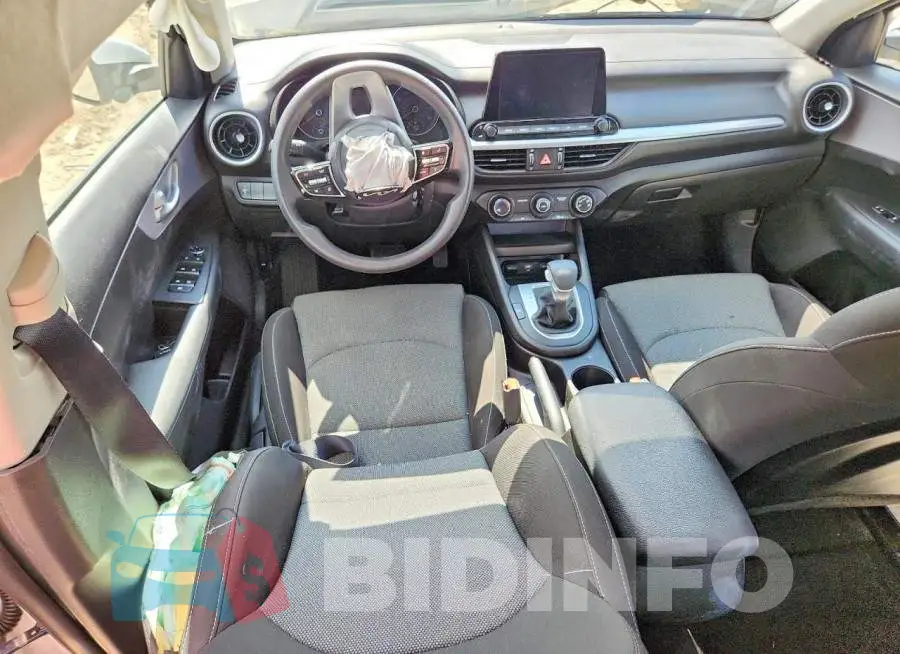 3KPF24AD9PE657443 Photo# 8