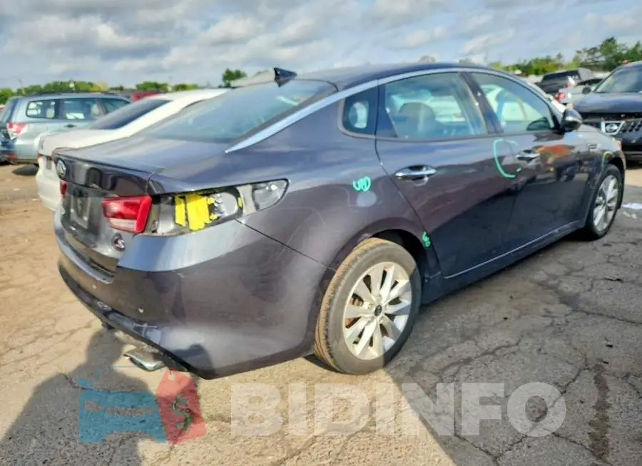 5XXGT4L37JG241234 Photo# 3