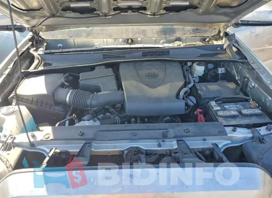 3TMCZ5AN9NM484152 Photo# 11