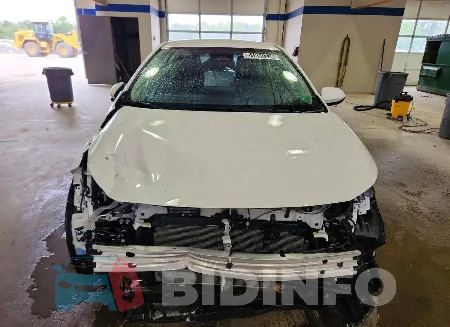 5YFB4MDE4TP397510 Photo# 5