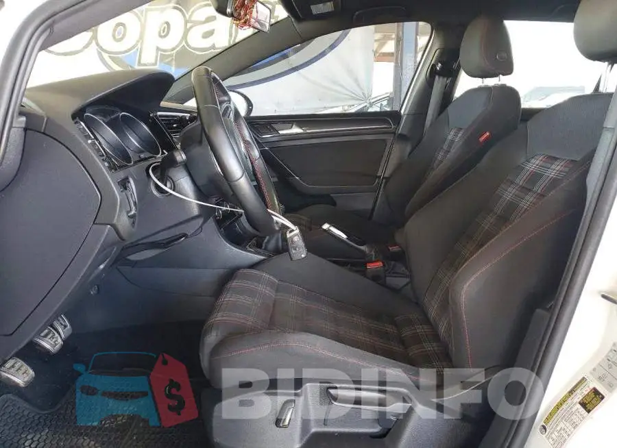 3VW5T7AU1KM006202 Photo# 7