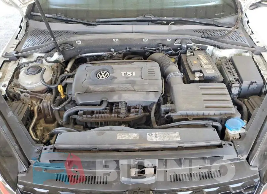 3VW5T7AU1KM006202 Photo# 11