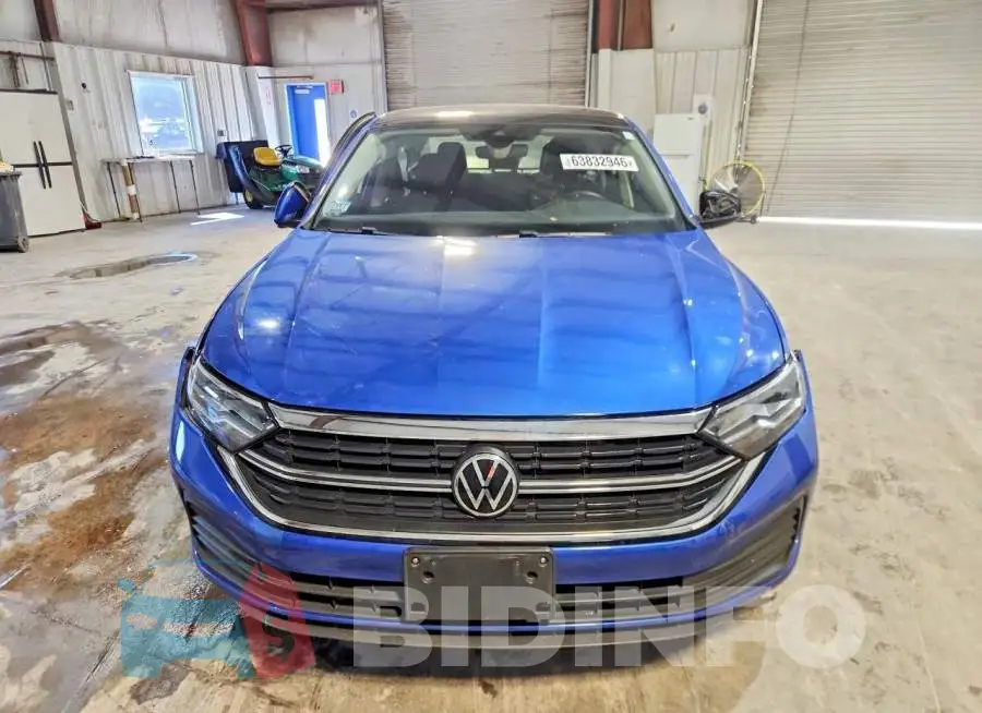 3VW7M7BU8NM011258 Photo# 5