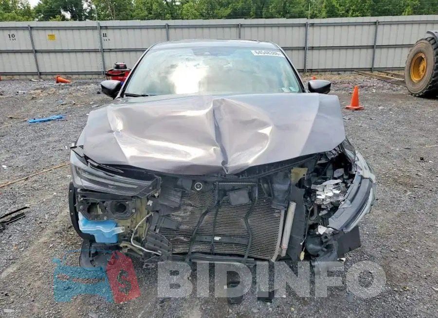 19UDE2F37NA004016 Photo# 5