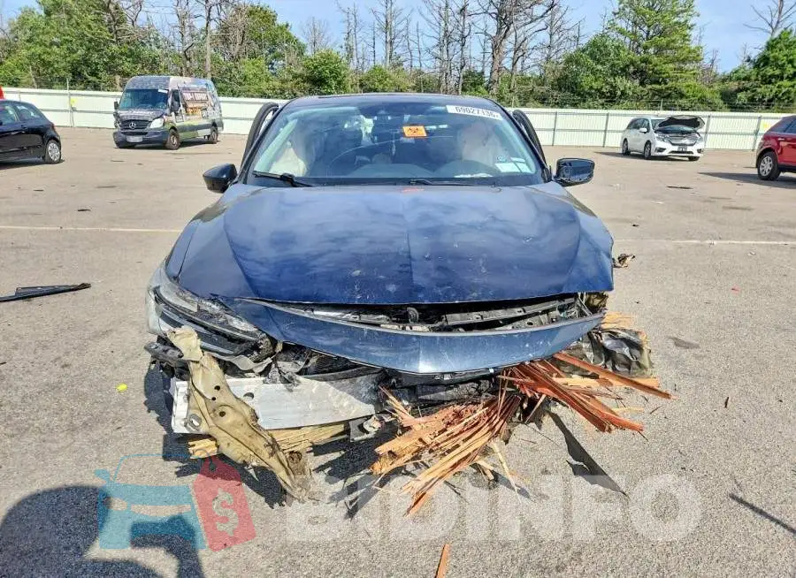 19UDE2F77MA007029 Photo# 5