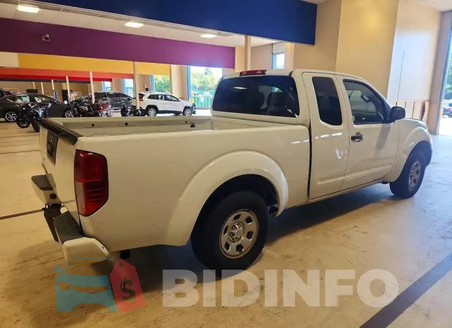 1N6BD0CT6JN759854 Photo# 3