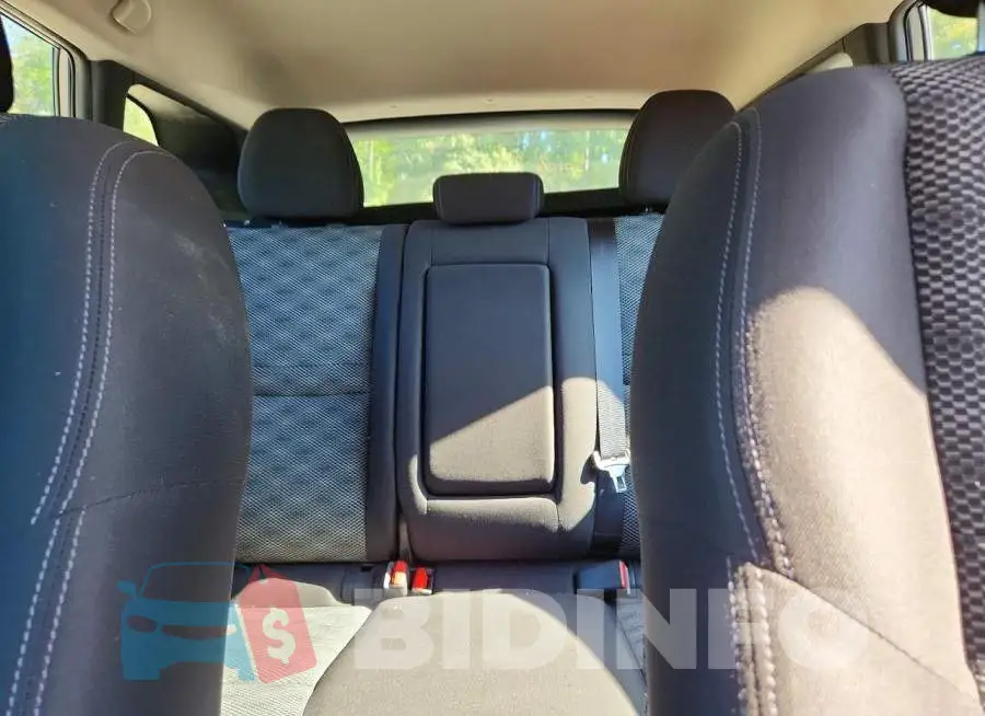 JN1BJ1CR8HW135762 Photo# 10