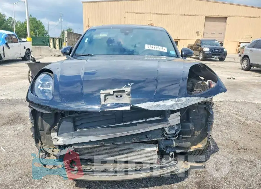 WP1AA2A53MLB04668 Photo# 5
