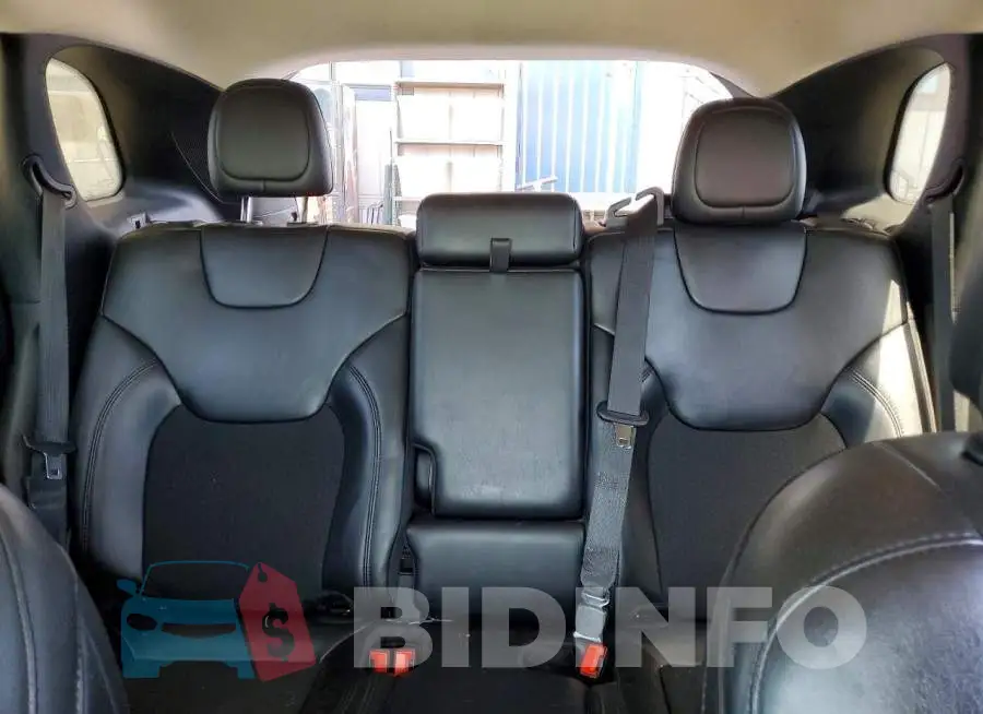 1C4PJLLBXKD479064 Photo# 10