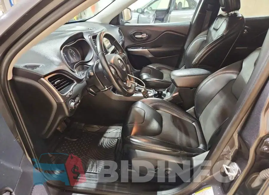 1C4PJMLB8KD194708 Photo# 7