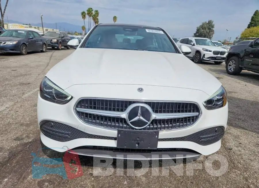 W1KAF4GB3SR301383 Photo# 5
