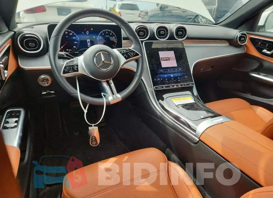 W1KAF4GB3SR301383 Photo# 8