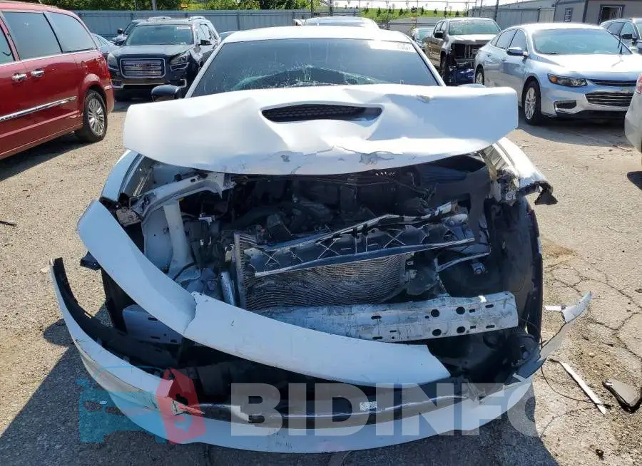2C3CDXGJ7PH639432 Photo# 5