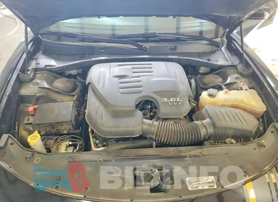 2C3CDXHG5PH572090 Photo# 11