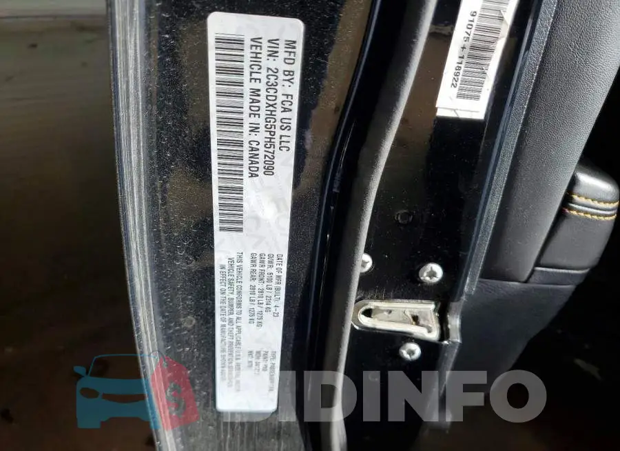 2C3CDXHG5PH572090 Photo# 12