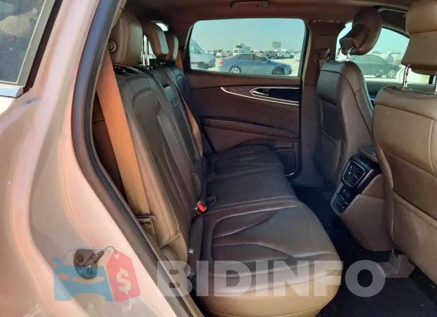 2LMPJ6LR1JBL40962 Photo# 11