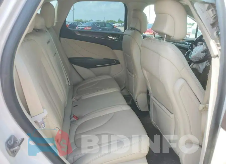 5LMCJ3C92KUL17529 Photo# 10