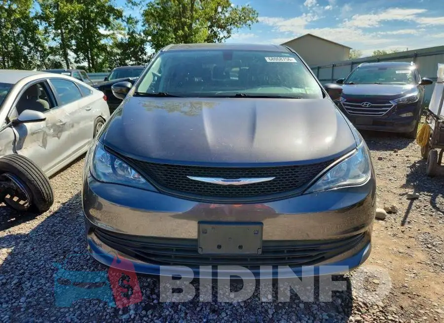 2C4RC1AG3JR114355 Photo# 5