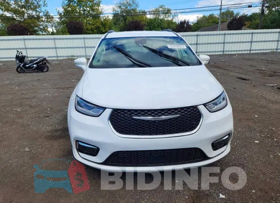 2C4RC1BG8NR213077 Photo# 5